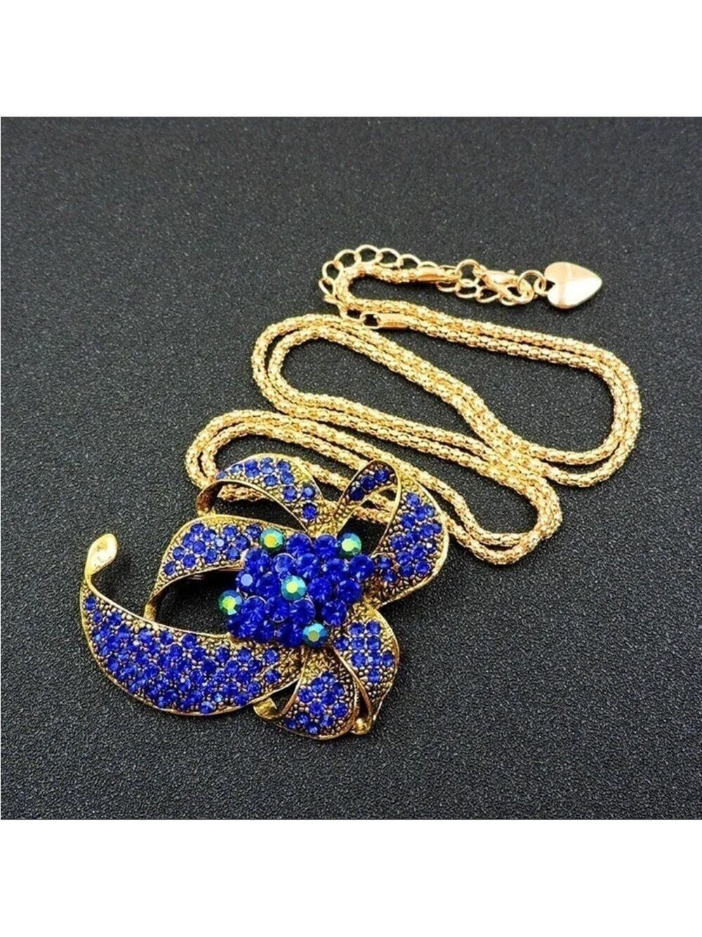 Betsey Johnson Blue Bow Knot Necklace Rhinestone Crystal